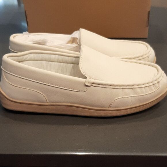 My Slippers Leather Beige Memory Foam Moccasins - Picture 3 of 9